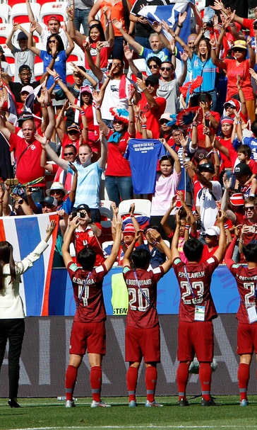 Thailand scores 1st World Cup goal in 5-1 loss to Sweden